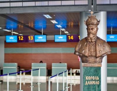 Львівський аеропорт стане новим центром вакцинації населення