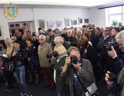 У фотогалереї Василя Пилип’юка відкрили виставку, присвячену 180-річчю фотографії