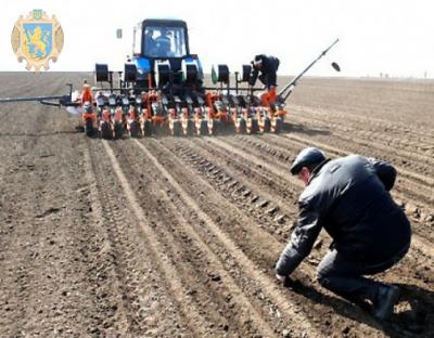  Аграрії області успішно завершують посівну кампанію 