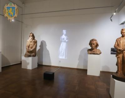 У Львові відкрили мультимедійну експозицію з нагоди 100-річчя відомого скульптора Василя Одрехівського
