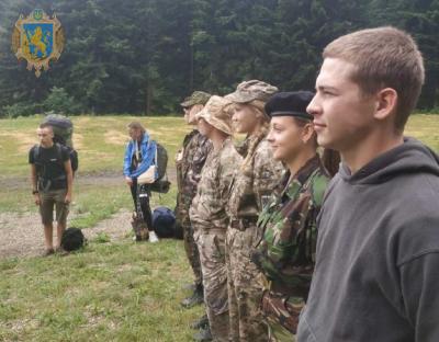 Півсотні молодих людей з Львівщини проходять вишкіл на території Сколівських Бескид