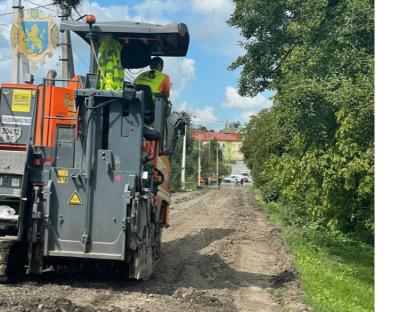 Триває ремонт автомобільної дороги Борщовичі-Нижня Білка