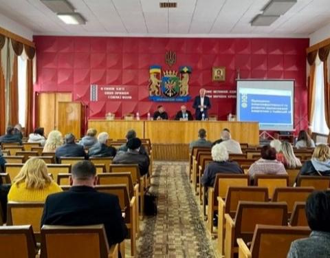 Для тергромад Дрогобицького району провели навчання щодо механізмів обласної програми підвищення енергоефективності