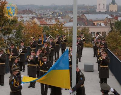 Пам’ять Героїв України вшанували на Меморіалі Небесної Сотні у Львові