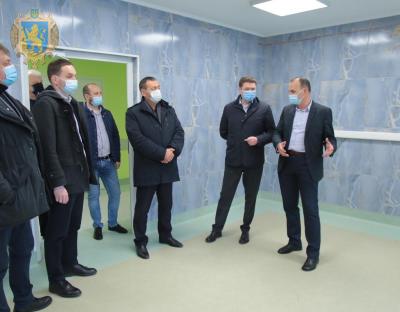 Максим Козицький ознайомився із ходом реконструкції приймального відділення  Стрийської центральної лікарні
