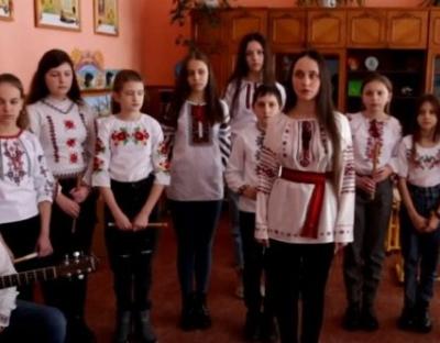 «Просіть батьків діяти заради нас»: діти Львівщини звернулись до білоруських ровесників (+ВІДЕО)
