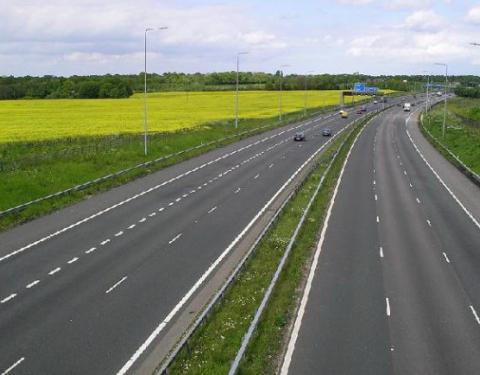 Політика будівництва нових доріг переважатиме і наступного року