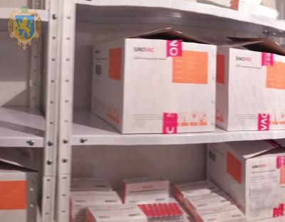 Вакцина "CoronaVac" вже прибула у Львівську область