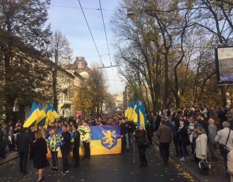 З нагоди 100-річчя ЗУНР на Львівщині стартувала урочиста студентська хода