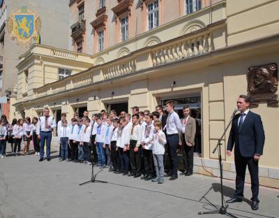 На Львівщині відкрили меморіальну дошку Герою України Роману Іваничуку