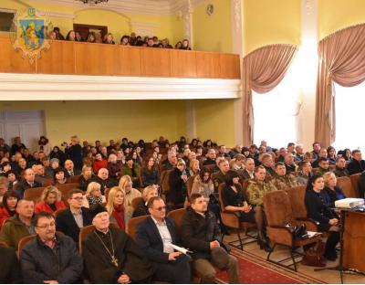  На Яворівщині придбали 7 шкільних автобусів