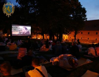 Мешканці Львівщини переглянули фільм «Позивний «Бандерас» просто неба