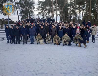 Школярі з Радехівщини відвідали Кінологічний навчальний центр Державної прикордонної служби України