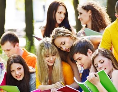 Молодь запрошують взяти участь у конкурсі творчих робіт