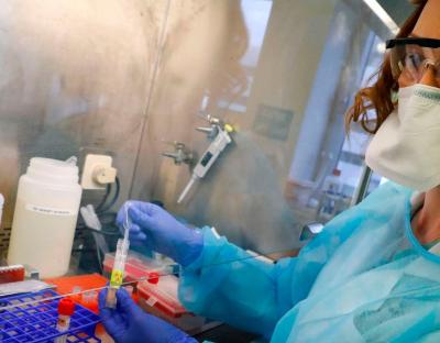 На Львівщині зафіксували 294 нових випадки захворювання на ковід. Понад 100 осіб госпіталізували