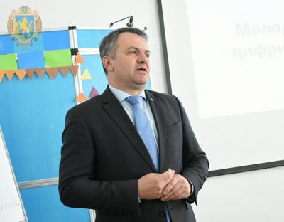 Представників ОТГ навчали реалізовувати молодіжну політику на місцях