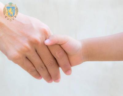 На Львівщині презентують  суспільно-мистецький фотопроект “Чорнобривці. Уквітчані долею”