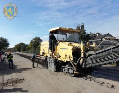 В області розпочали ремонт автомобільної дороги Червоноград-Перетоки