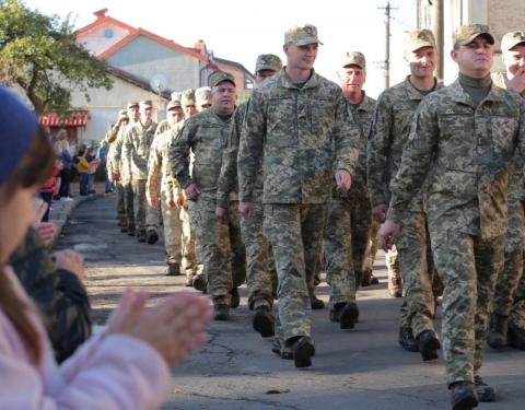 На Львівщині зустріли бійців 24-ї механізованої бригади, які повернулись зі Сходу