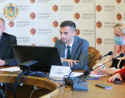 На Львівщині може з’явитися Центр для вакцинації людей зі списку очікування додатку «Дія»