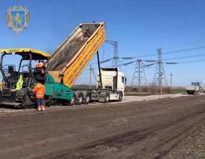 На Бродівщині ремонтують дорогу Мамчурі — Ясенів