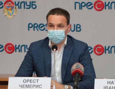 Ситуація із ковідом ускладнюється: медики радять не зволікати з вакцинацією