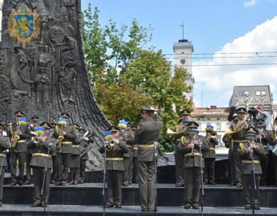 Оркестри з усіх районів області спільно виконали Державний гімн (+відео)