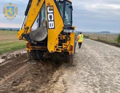 В області розпочали ремонт дороги Накваша-Попівці-Підкамінь