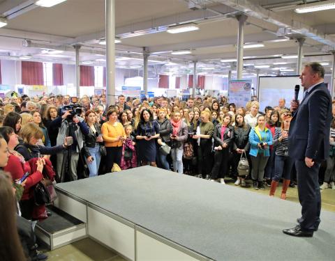 Ми готуємо тих людей, які затребувані на ринку праці, - Олег Синютка під час Форуму профтехосвіти (+ВІДЕО)