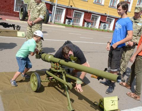 У День Незалежності в Академії сухопутних військ організували день відкритих дверей