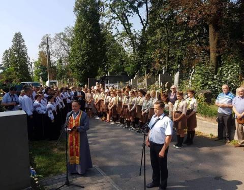 З нагоди 130-річчя з дня народження на Янівському кладовищі вшанували пам’ять Ольги Басараб