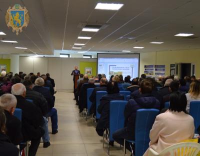 «Як стати успішним фермером»: для аграріїв Львівщини організували конференцію