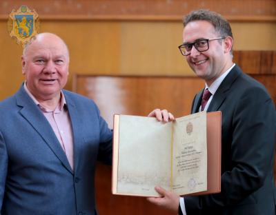 Маркіян Мальський привітав працівників поштового зв’язку із професійним святом