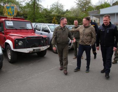 За підтримки лісників Львівщини на потреби ЗСУ з Польщі передали 12 позашляховиків підвищеної прохідності 