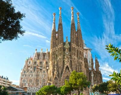 У музеї «Собор Саграда Фамілія» з ініціативи Олени Зеленської запустили україномовний аудіогід