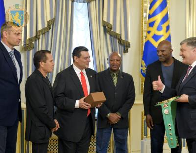 Президент зустрівся з учасниками 56-го Конгресу Всесвітньої боксерської ради