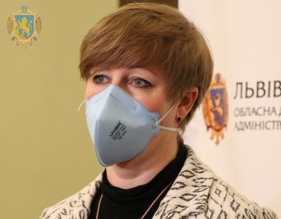 Медики закликають бути уважними: вірус ковіду виділяється за 2 дні до появи симптомів