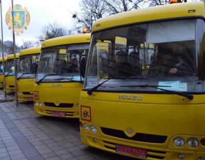 У 2017 для школярів Самбірщини  придбали 11 шкільних автобусів