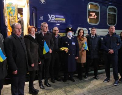 На Головному залізничному вокзалі Львова зустріли Поїзд Єдності