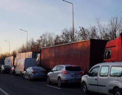 «Черги на західному кордоні поступово зменшуються», - заступник голови Львівської ОВА