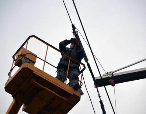 Енергетики відновили електропостачання у 40 населених пунктах області