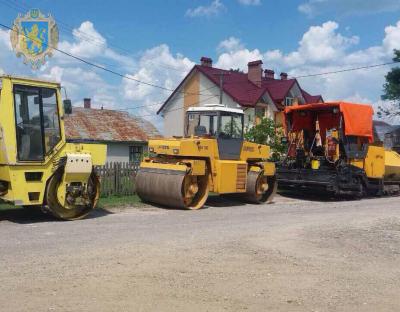 В області розпочали ремонтні роботи на дорозі Стриганка-Старий Добротвір