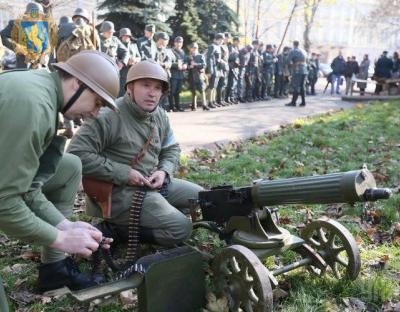 100-річчя ЗУНР: на Львівщині для учнів шкіл стартує показ виставки про Галицьку Армію