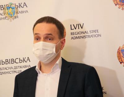 «Кількість пацієнтів стрімко зростає: заповненість ліжкової мережі – 58,5 %», – Орест Чемерис