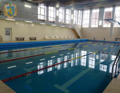 На Яворівщині запрацював новий басейн