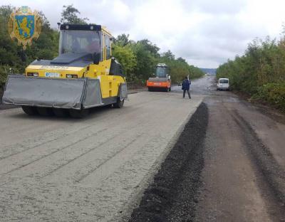 На Львівщині триває ремонт автомобільних доріг