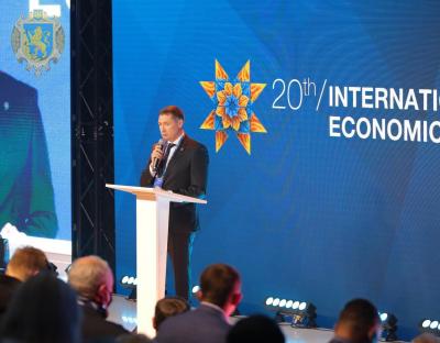 Форум має стати початком подальших довгострокових проєктів, націлених на покращення добробуту людей, - Максим Козицький у межах ХХ Міжнародного економічного форуму