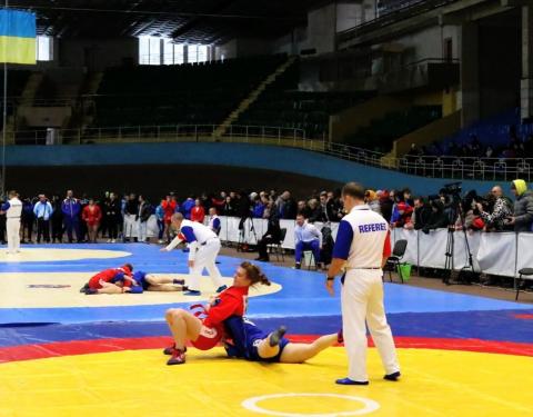 Збірна юніорів Львівщини перемогла на чемпіонаті України з боротьби самбо