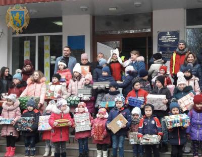 «Різдвяний Конвой»: упродовж трьох днів 9 тисяч подарунків передадуть дітям