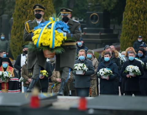 На Личаківському кладовищі вшанували пам'ять новітніх Героїв